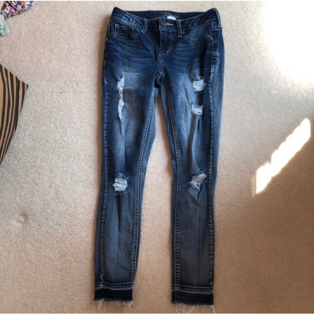 Distressed Jeggings